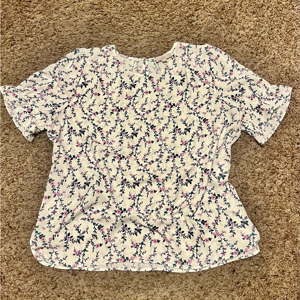 LOFT short sleeved top. New without tags.